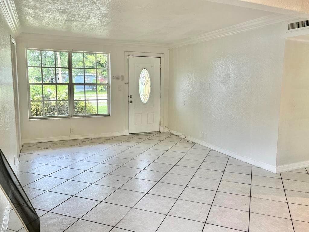 112 Newton Road, West Park FL 33023 photo 5