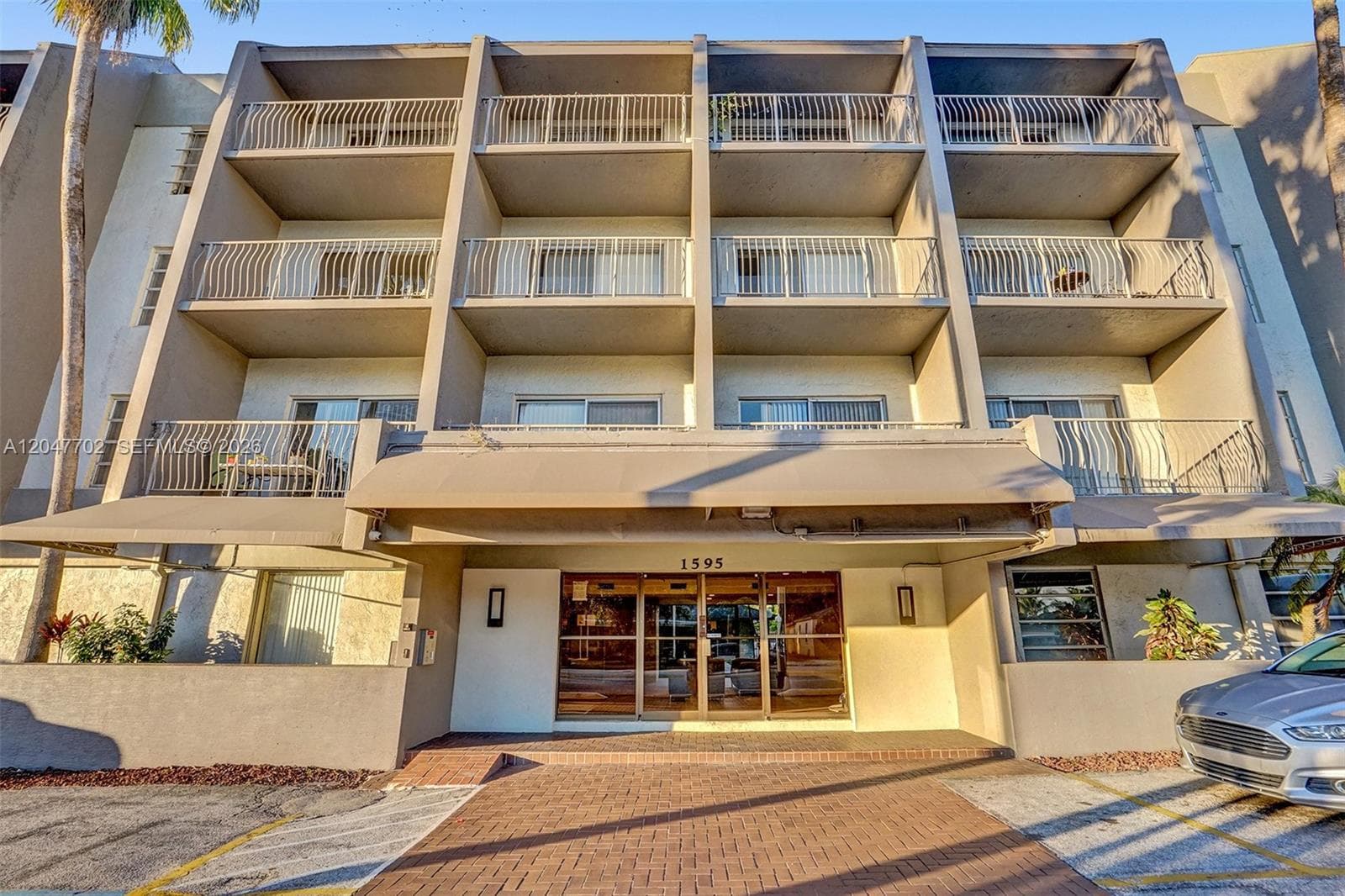 1595 NE 135th St # 429, North Miami, FL 33161 photo 4