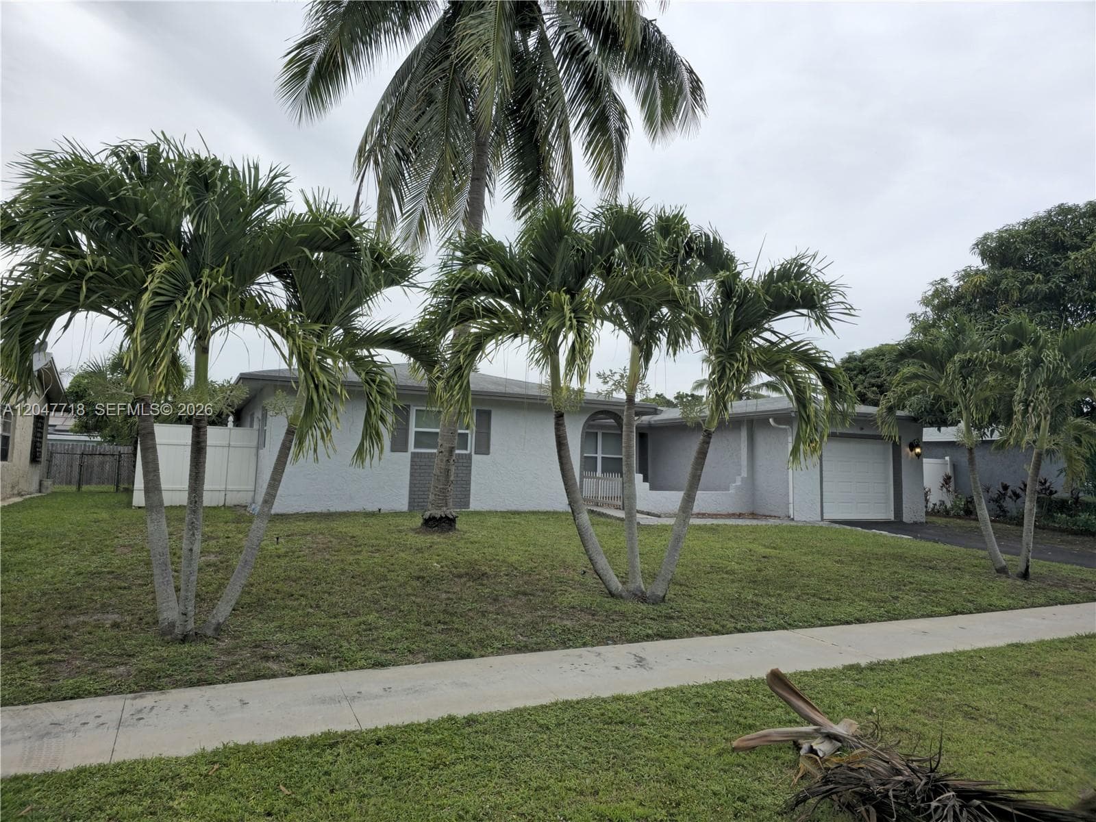 7771 NW 46th St, Lauderhill FL 33351 photo 2