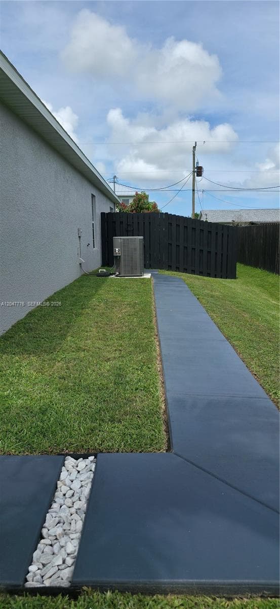 2037 SW Aquarius Ln, Port St. Lucie FL 34984 photo 5