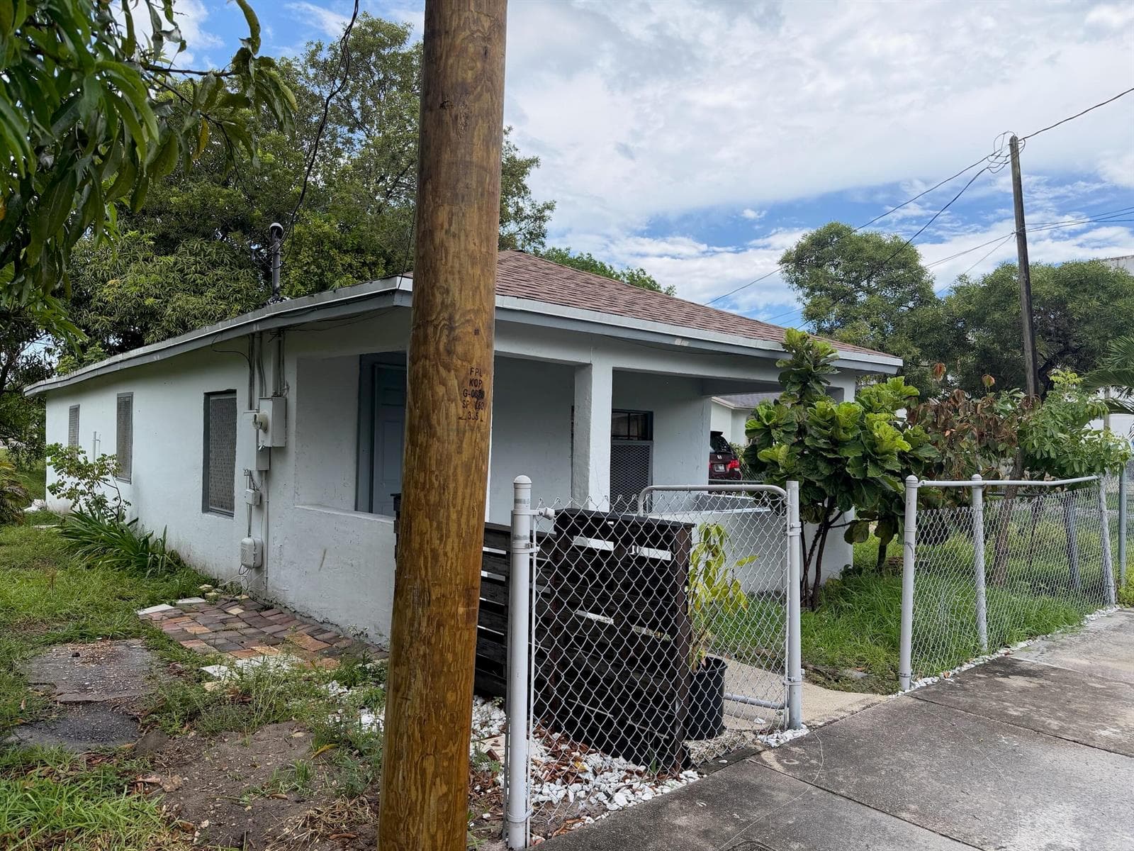 422 NW 7TH Terrace, Fort Lauderdale FL 33311