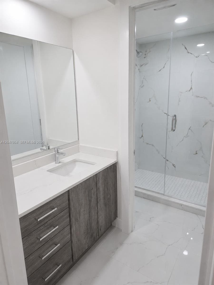 479 NE 210th Cir Ter # 28, Miami FL 33179 photo 4
