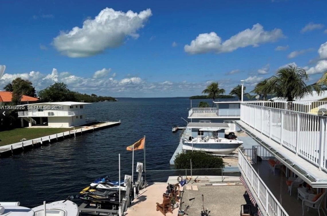235 Anne Bonny Dr, Key Largo FL 33034 photo 2