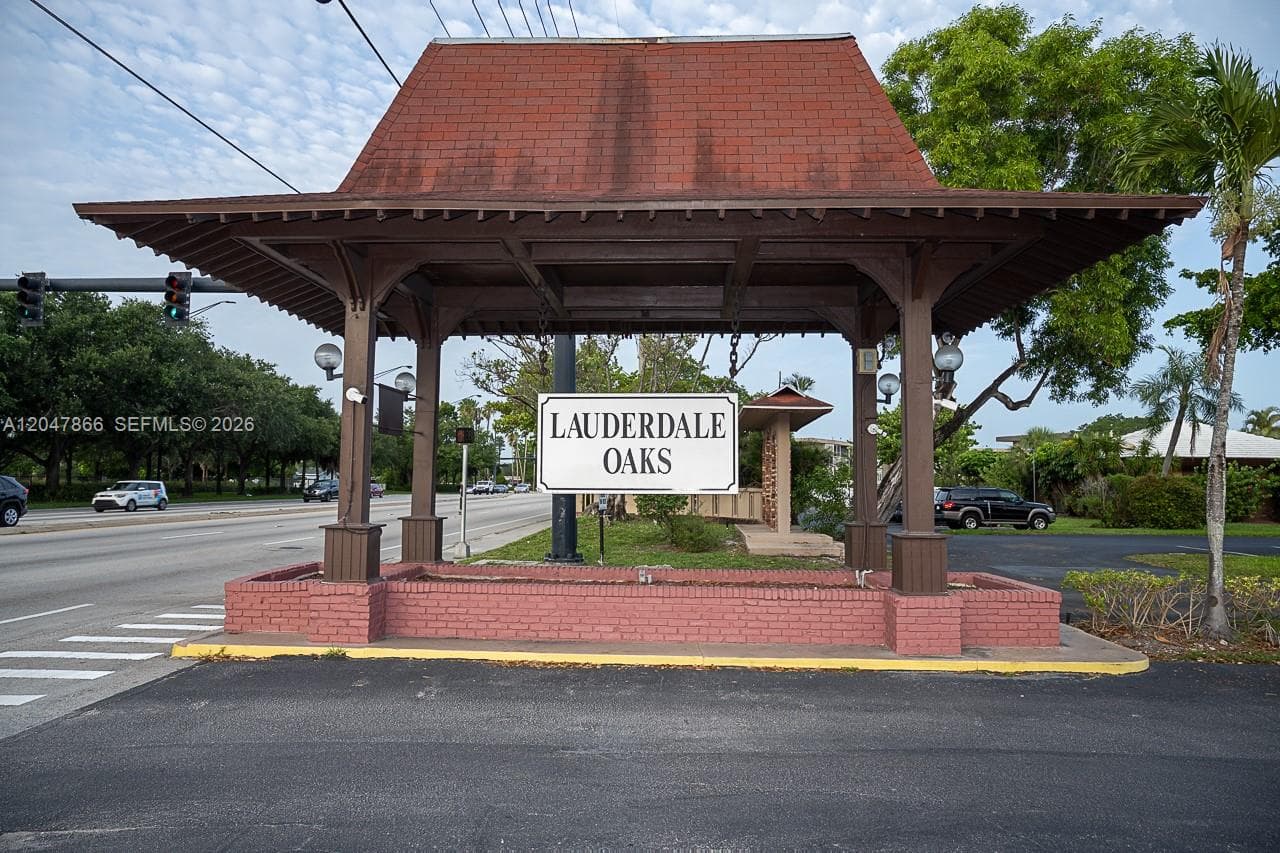 2861 NW 47th Ter # 201A, Lauderdale Lakes FL 33313 photo 2