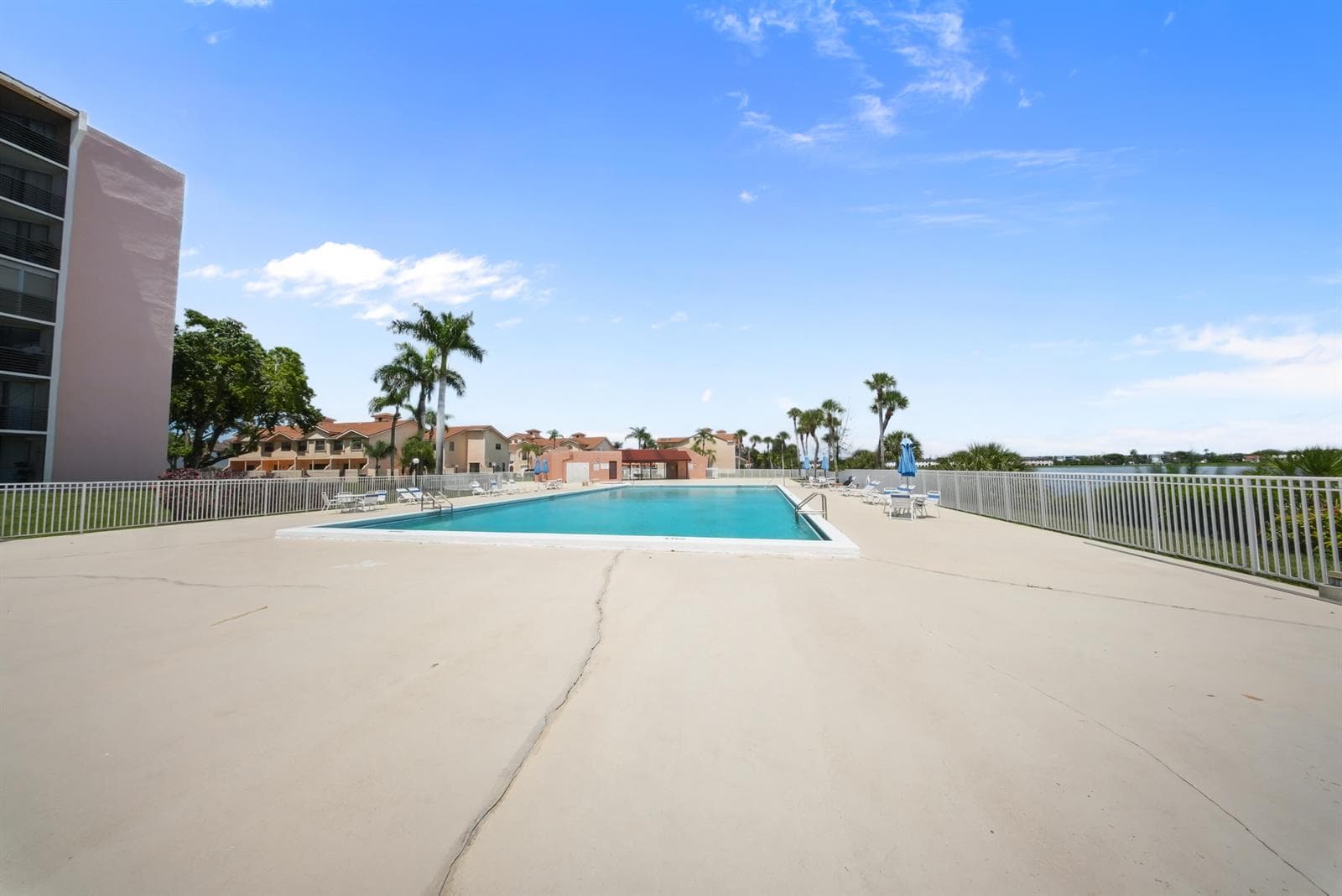 20860 San Simeon Way # 109-6, Miami FL 33179 photo 3