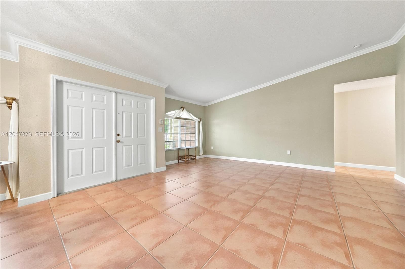 15059 SW 33rd Ter, Miami FL 33185 photo 3