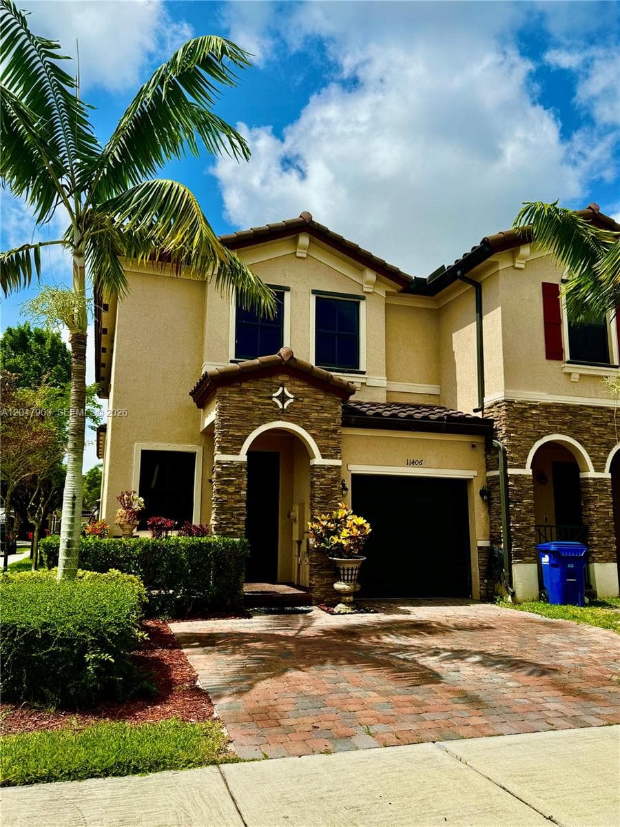 11406 SW 252nd Ter, Homestead FL 33032