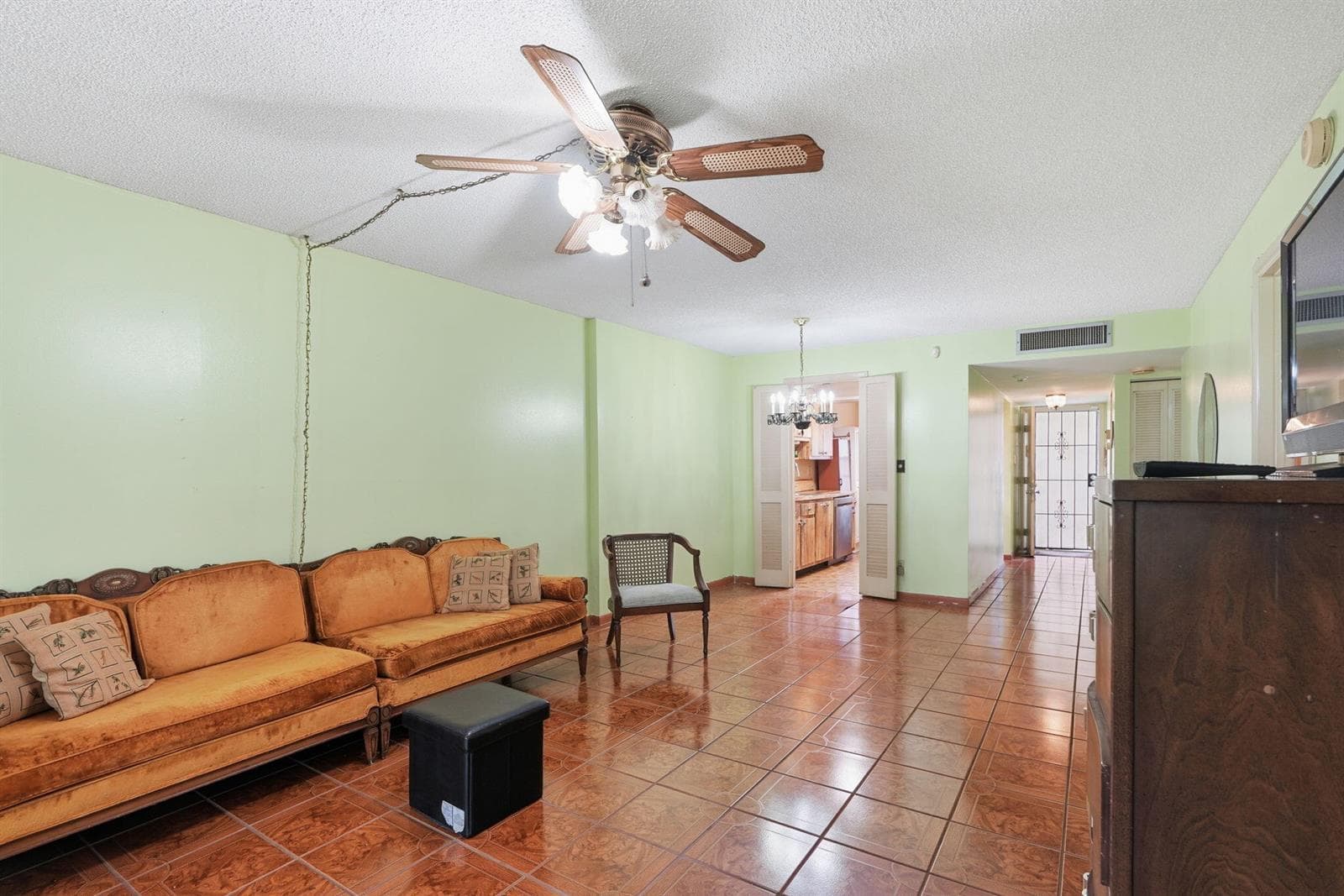 3000 NW 48th Terrace # 130, Lauderdale Lakes FL 33313 photo 2