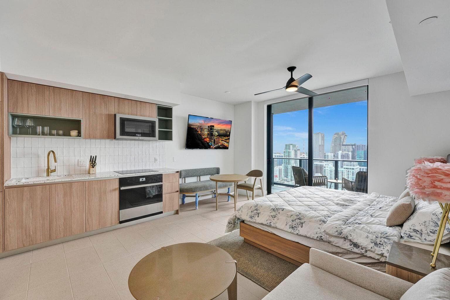 601 NE 1st Avenue # 4712, Miami FL 33132 photo 2