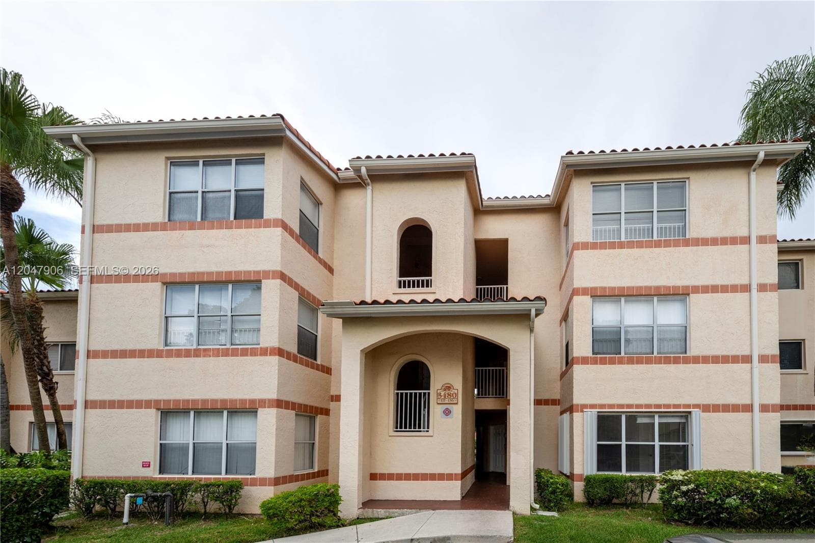 3480 N Pinewalk Dr N # 116, Margate FL 33063