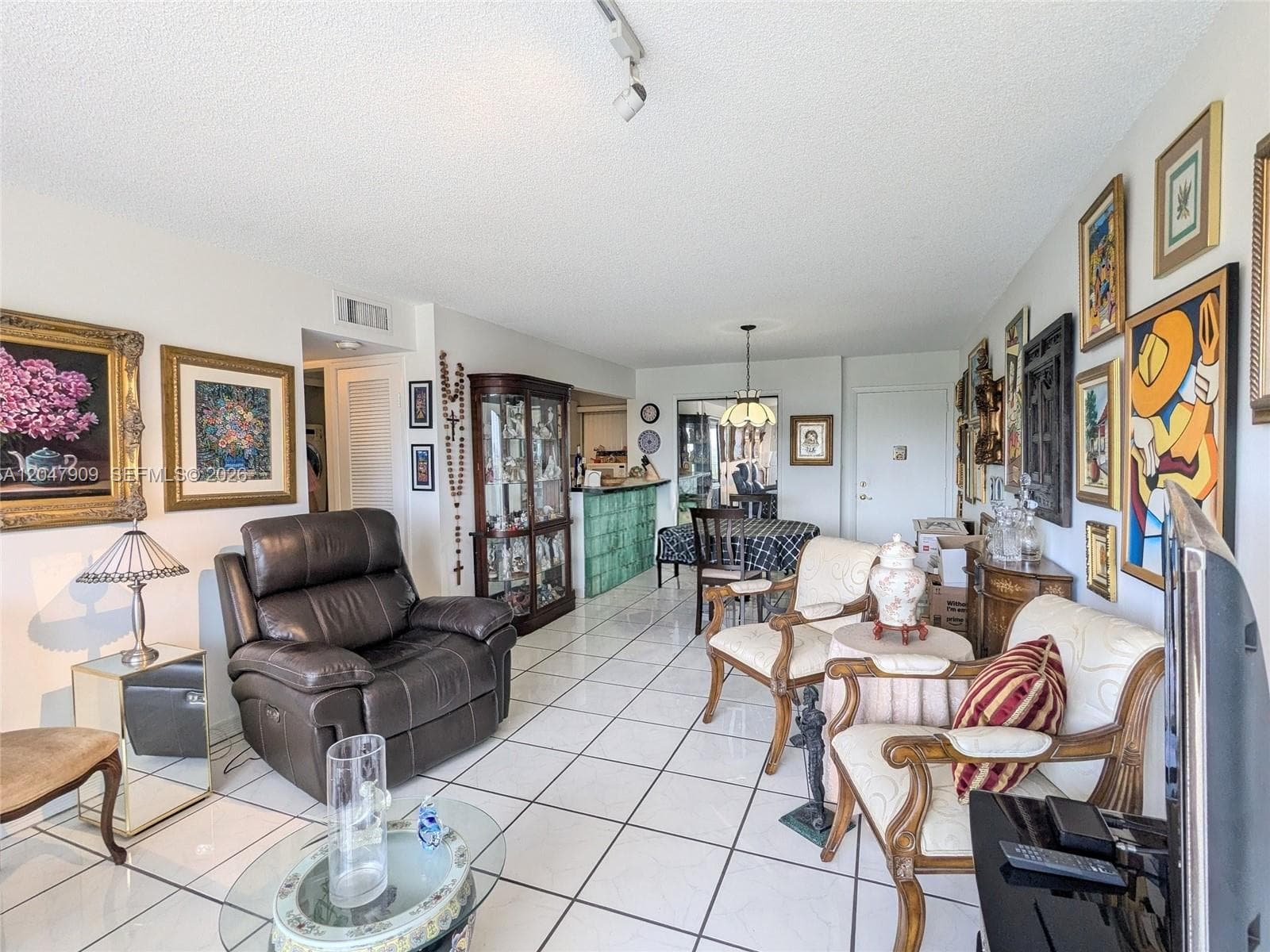 9140 Fontainebleau Blvd # 504, Miami FL 33172 photo 5