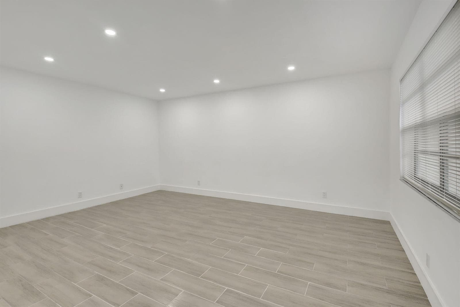 126 Burgundy # C, Delray Beach FL 33484 photo 4