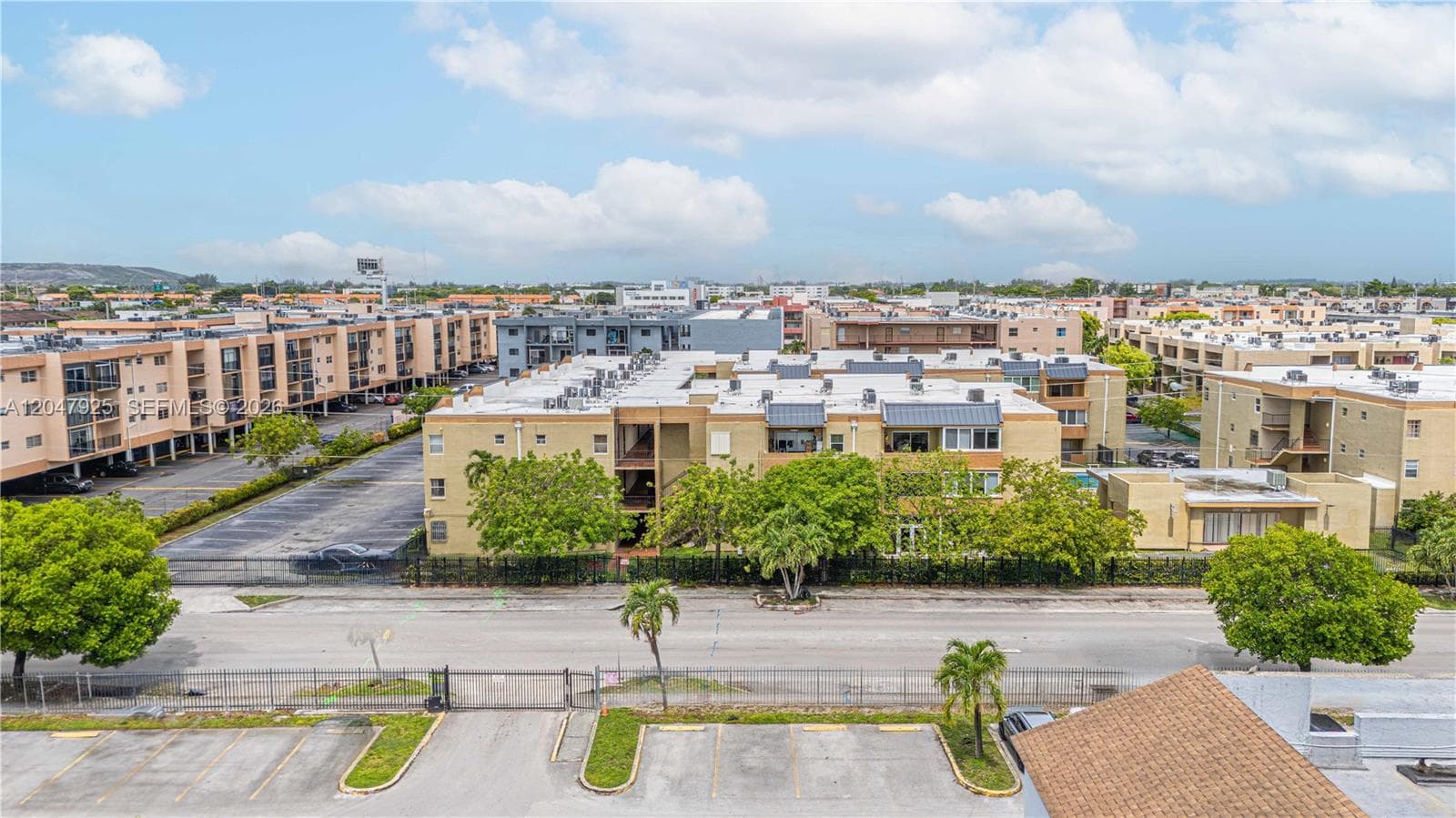 6070 W 18th Ave # 209, Hialeah FL 33012