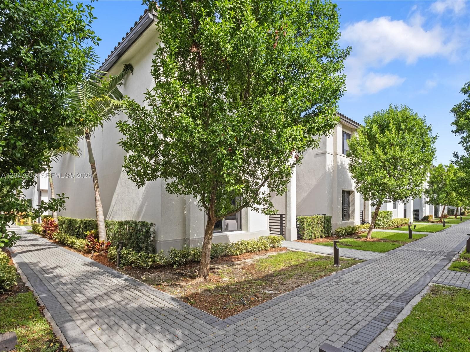 4388 NW 81st Ave # 4388, Doral FL 33166 photo 2