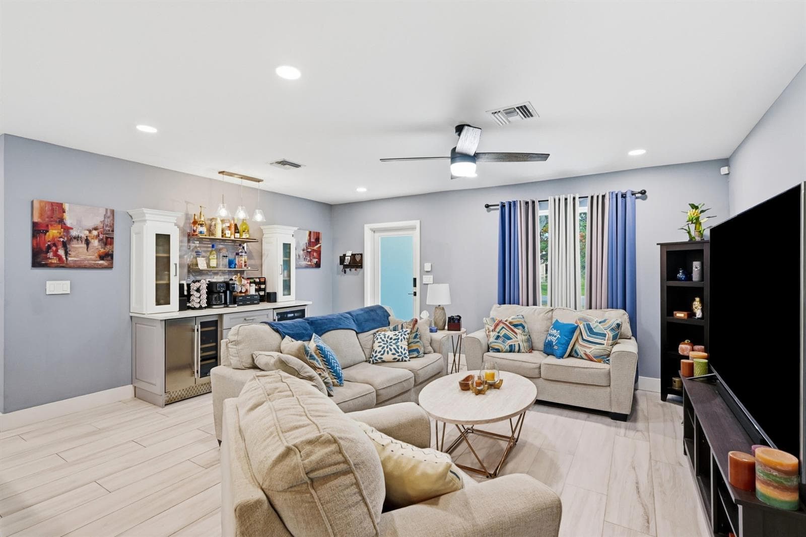 141 SE 8th Street, Pompano Beach FL 33060 photo 2
