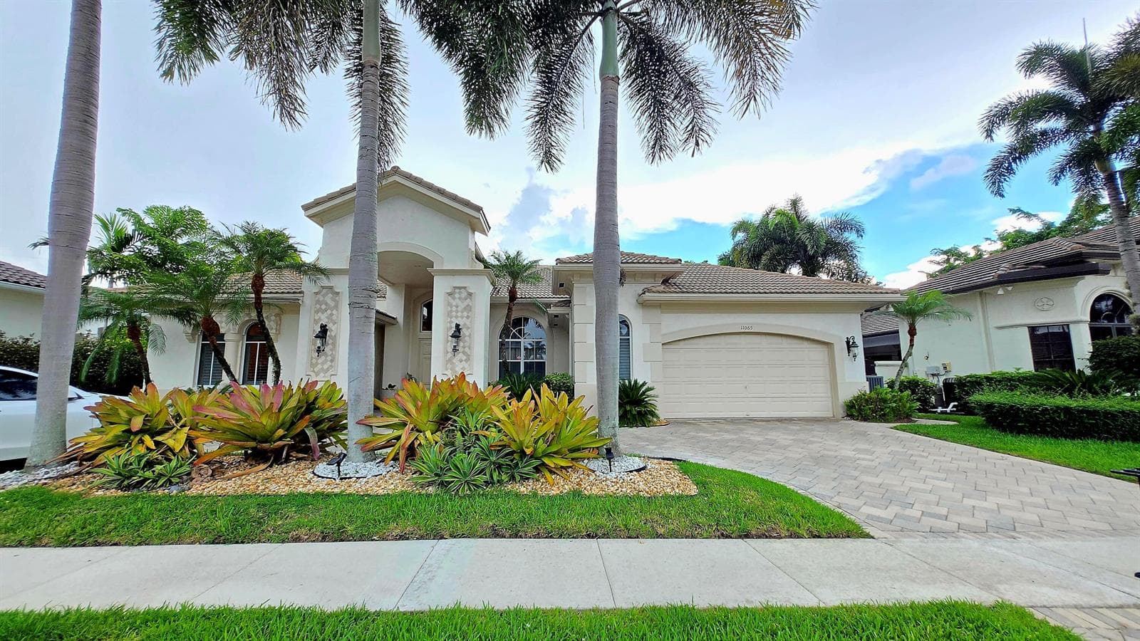 11065 Canary Island Court, Plantation FL 33324 photo 4