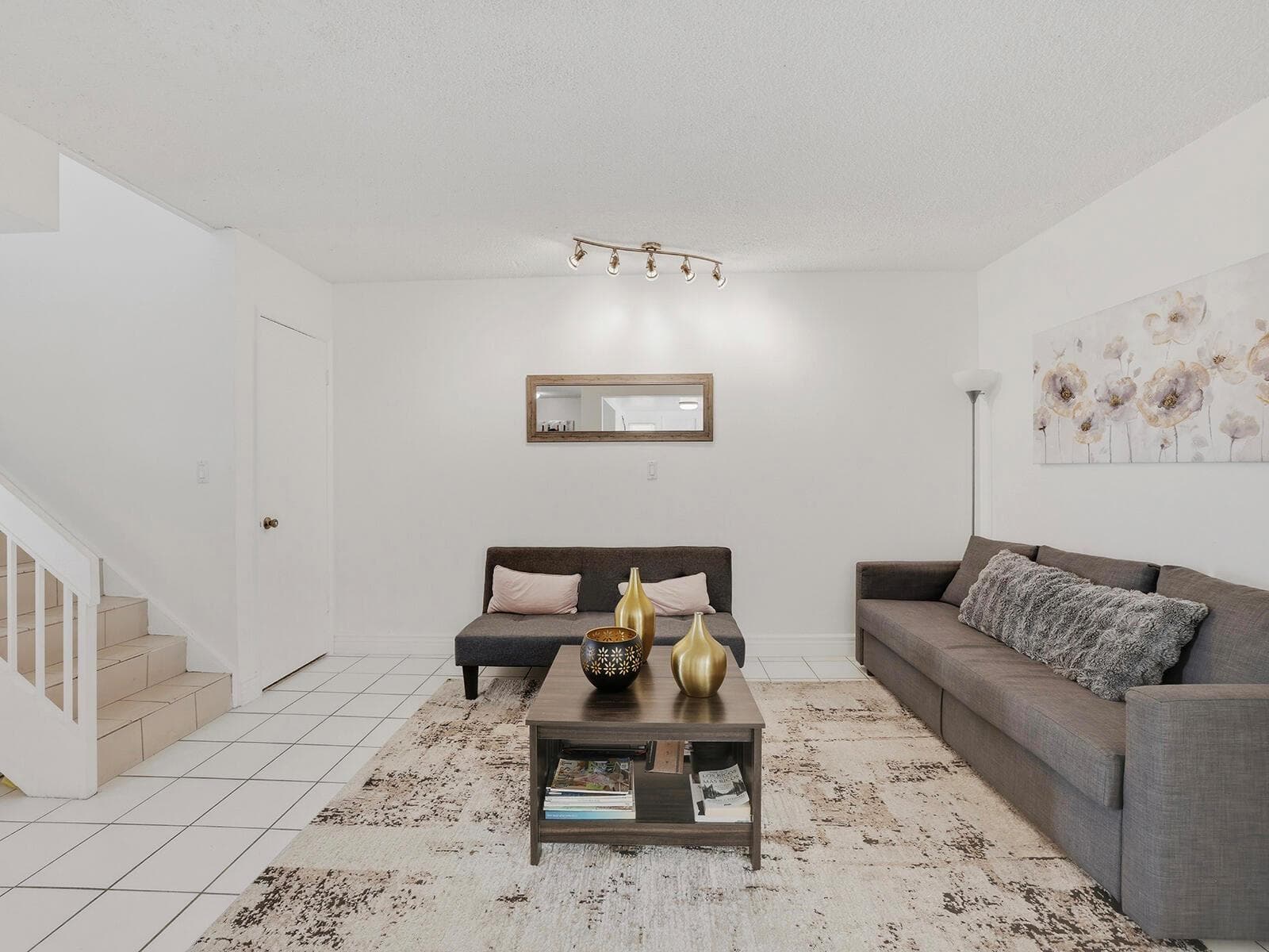 9702 NW 5th Lane # 9702, Miami FL 33172 photo 2