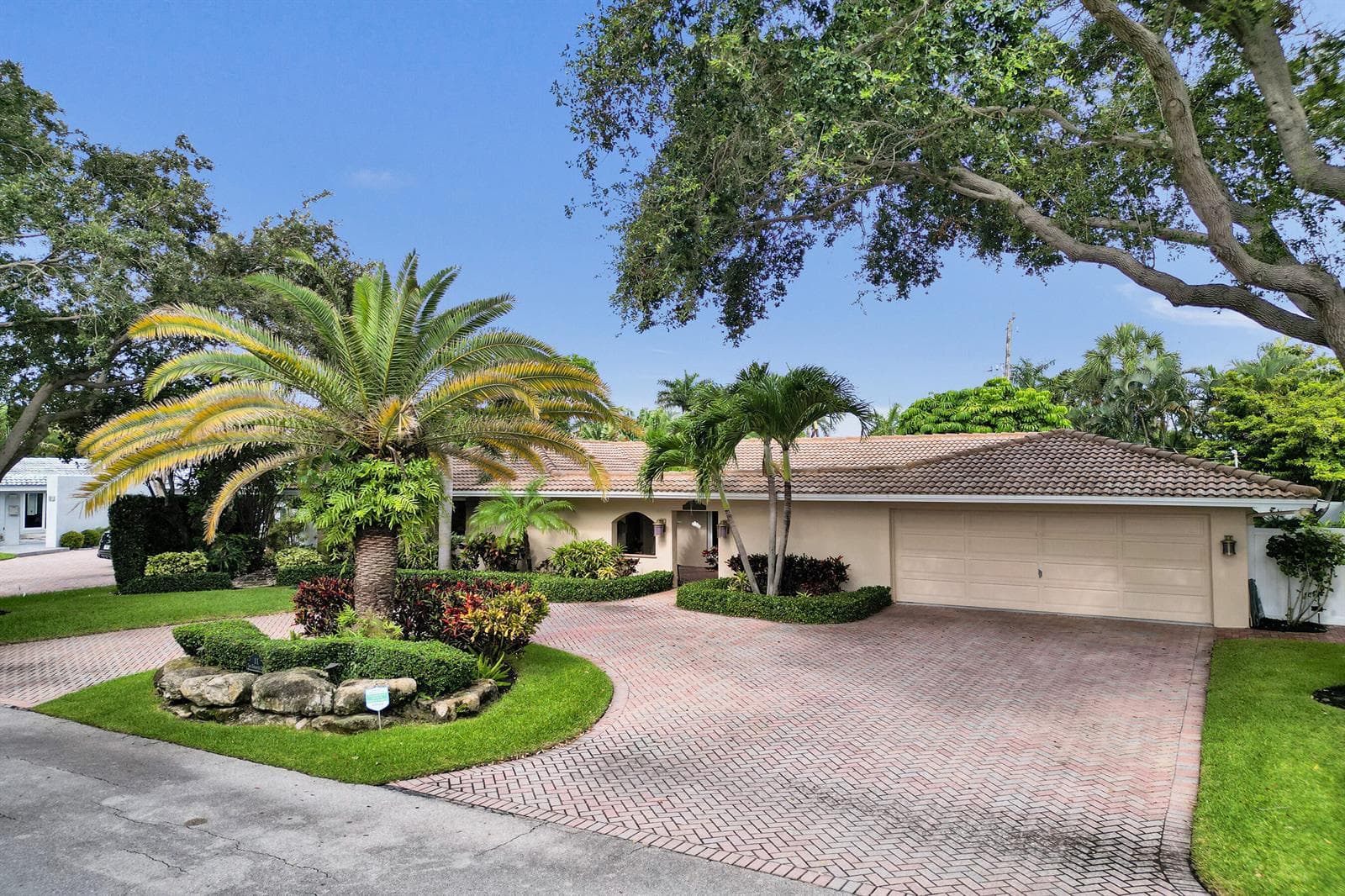 11 Tam O'shanter Lane, Fort Lauderdale FL 33308 photo 2