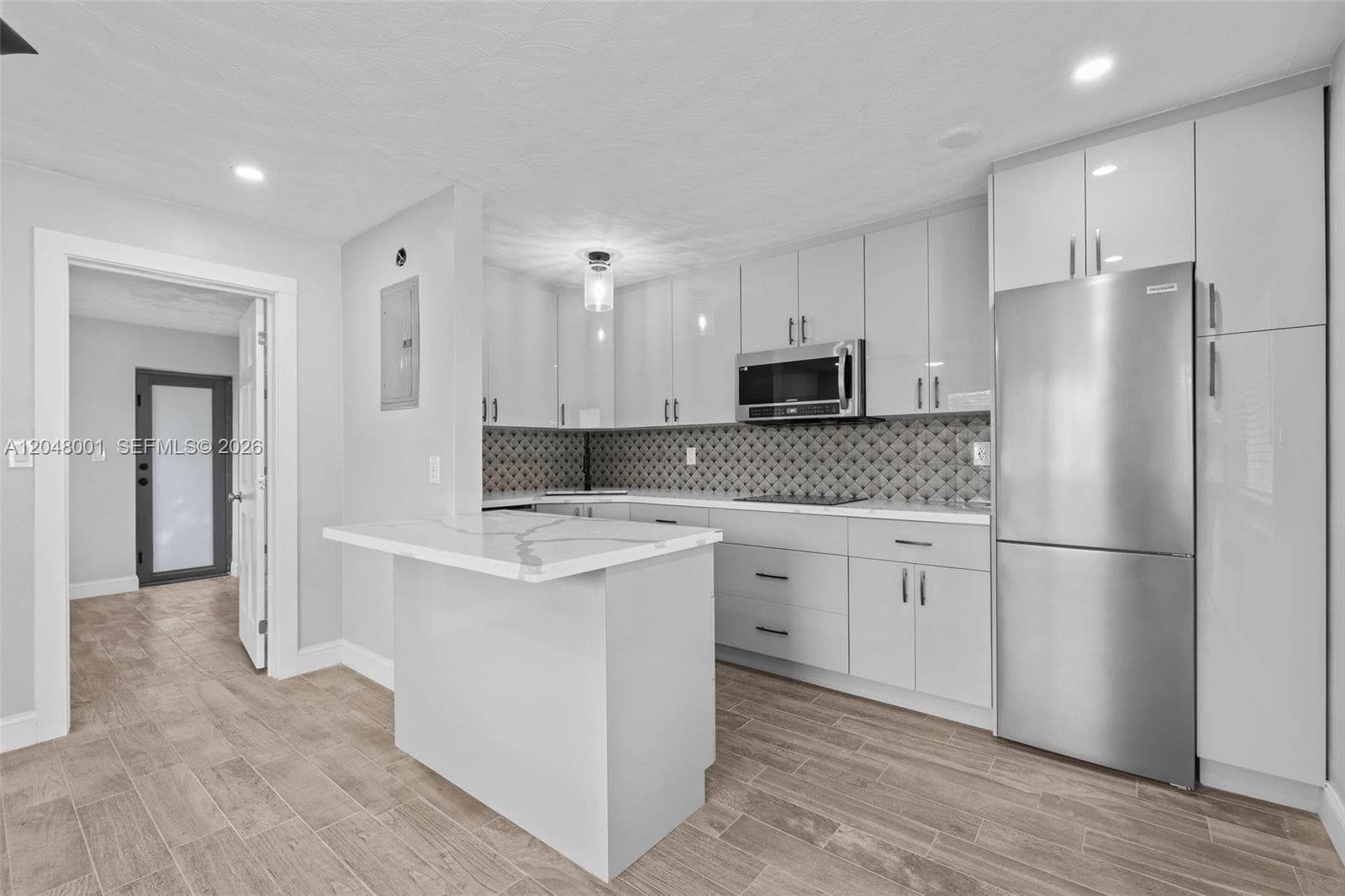 1634 NE 4th Pl, Fort Lauderdale FL 33301 photo 5