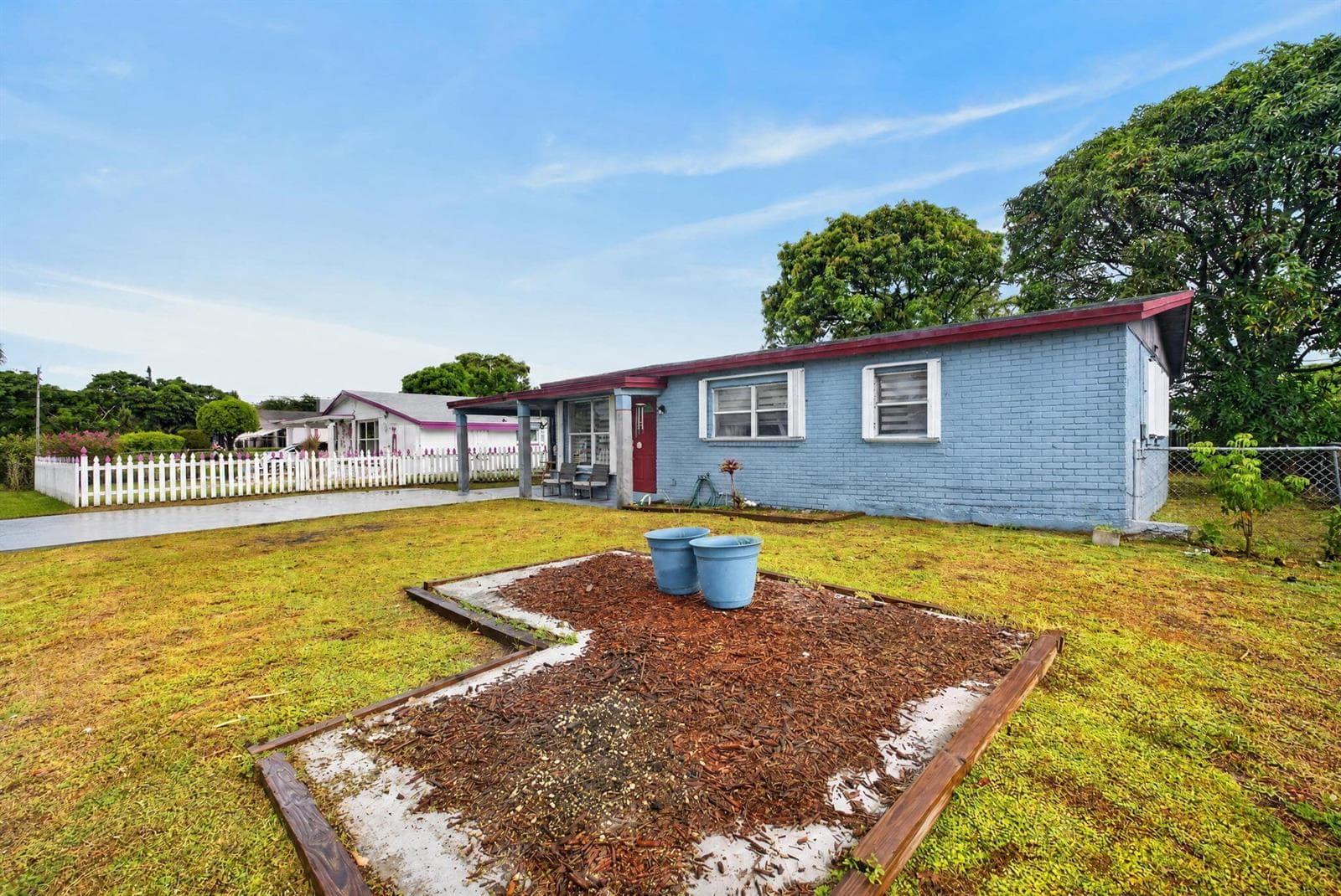 741 NW 17th Court, Pompano Beach FL 33060 photo 2