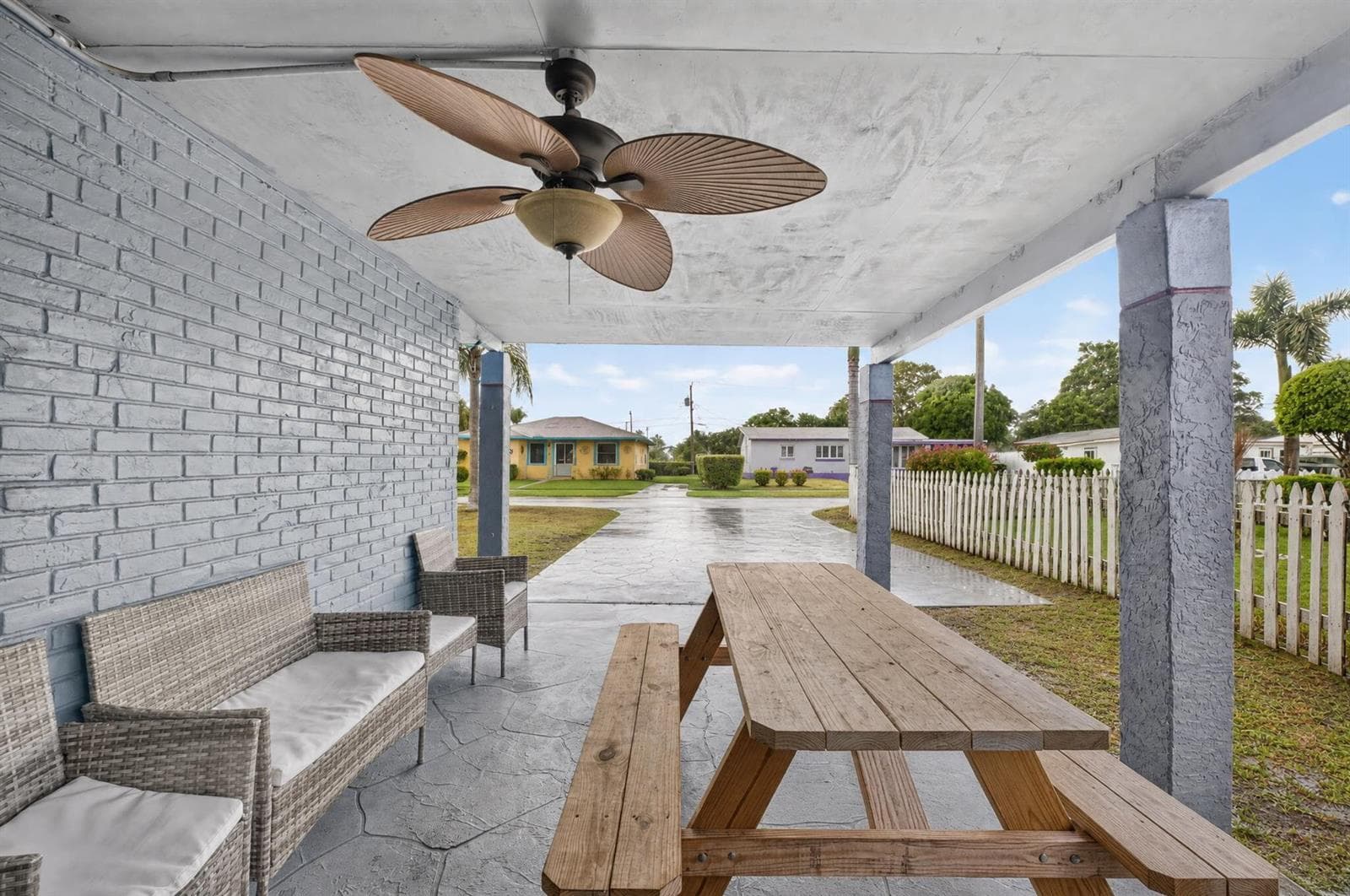741 NW 17th Court, Pompano Beach FL 33060 photo 4