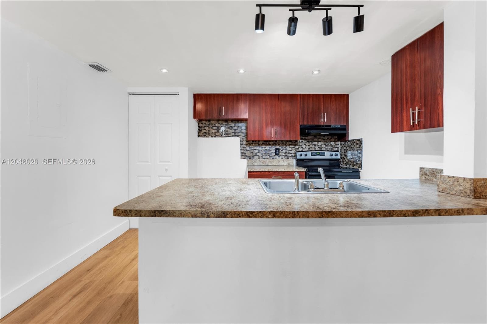 5653 Blueberry CT # 2, Lauderhill FL 33313 photo 2
