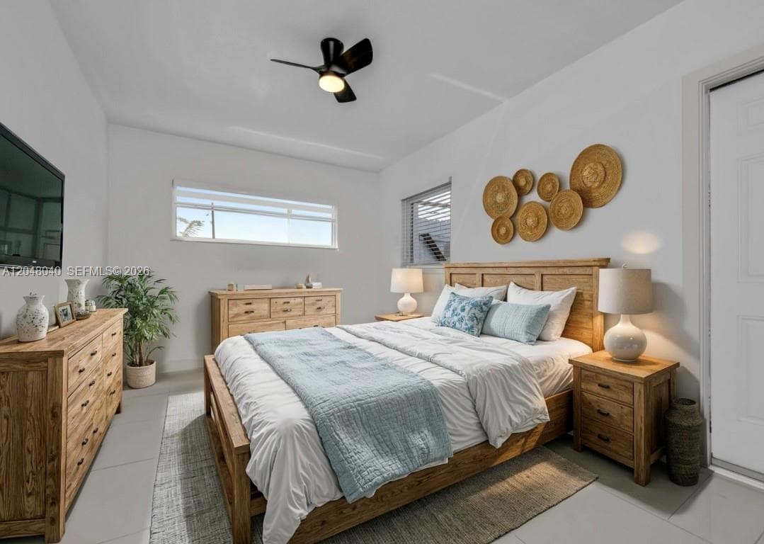 104 SW 7th St, Hallandale Beach FL 33009 photo 5