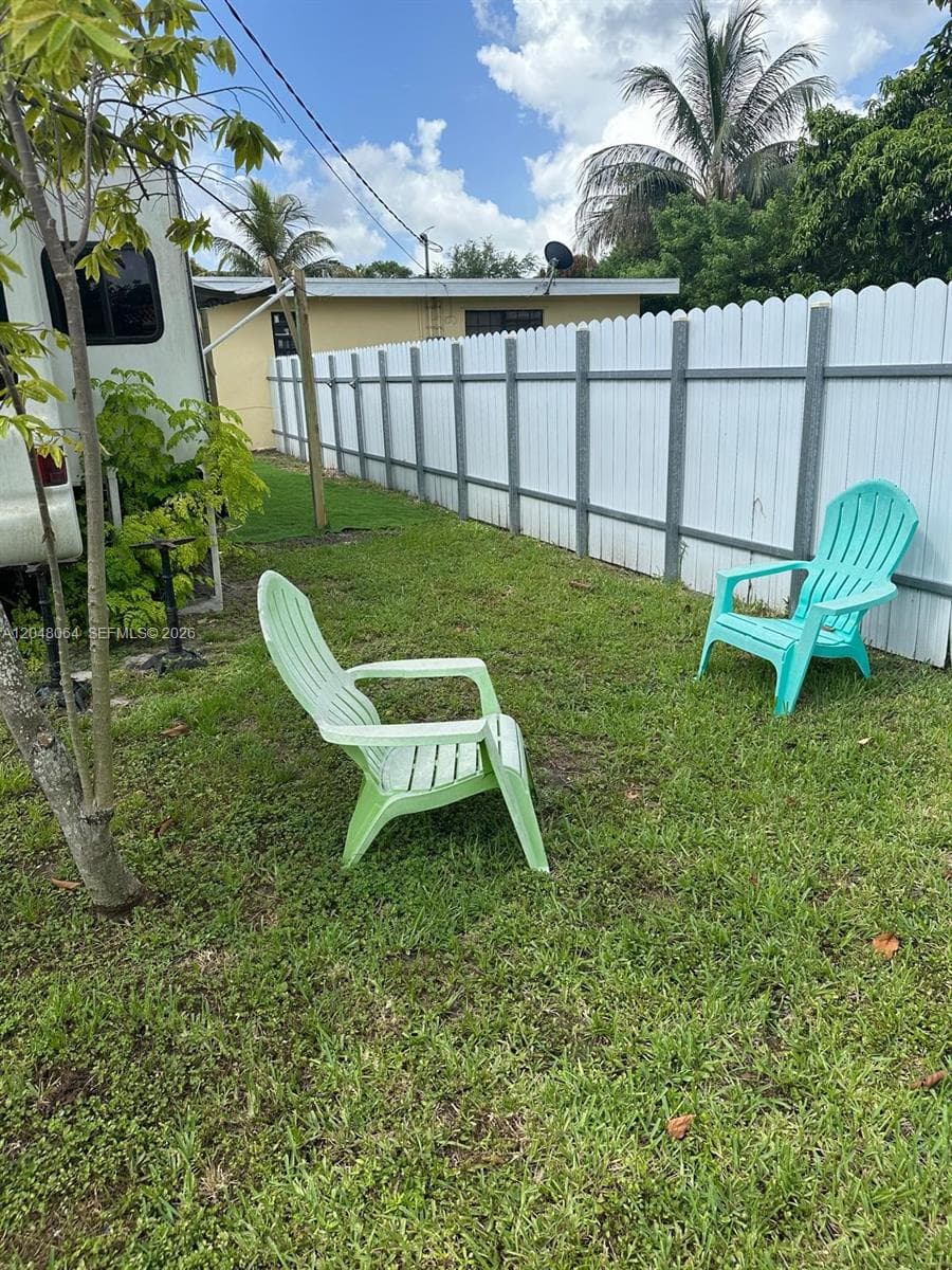 655 NW 152nd St # 655, Miami FL 33169 photo 2
