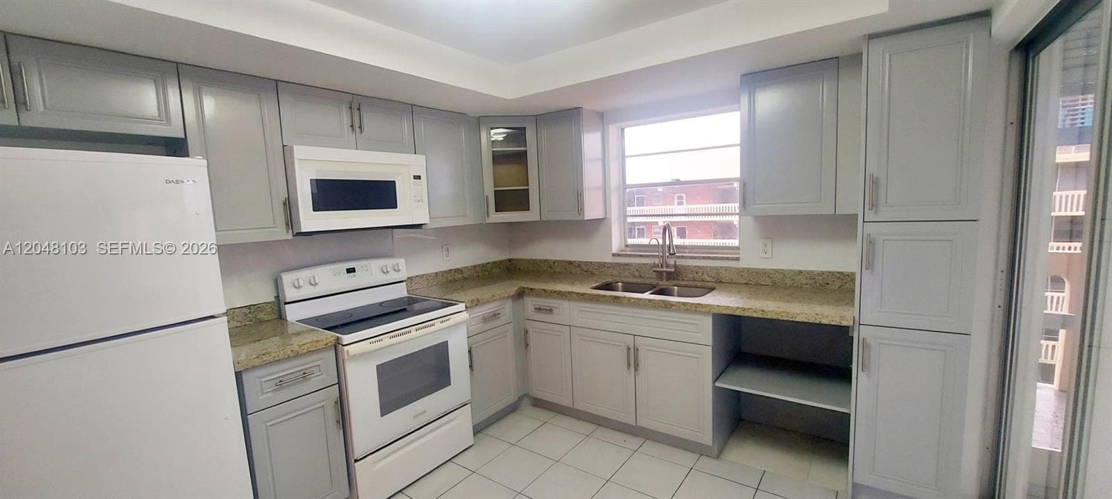200 NE 12th Ave # 3E, Hallandale Beach FL 33009