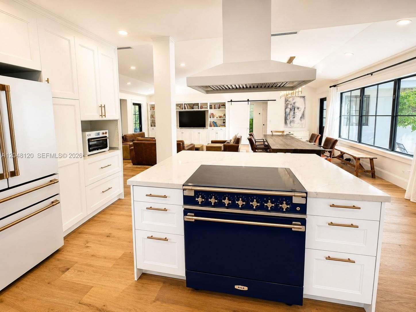 4455 N Bay Rd, Miami Beach FL 33140 photo 4