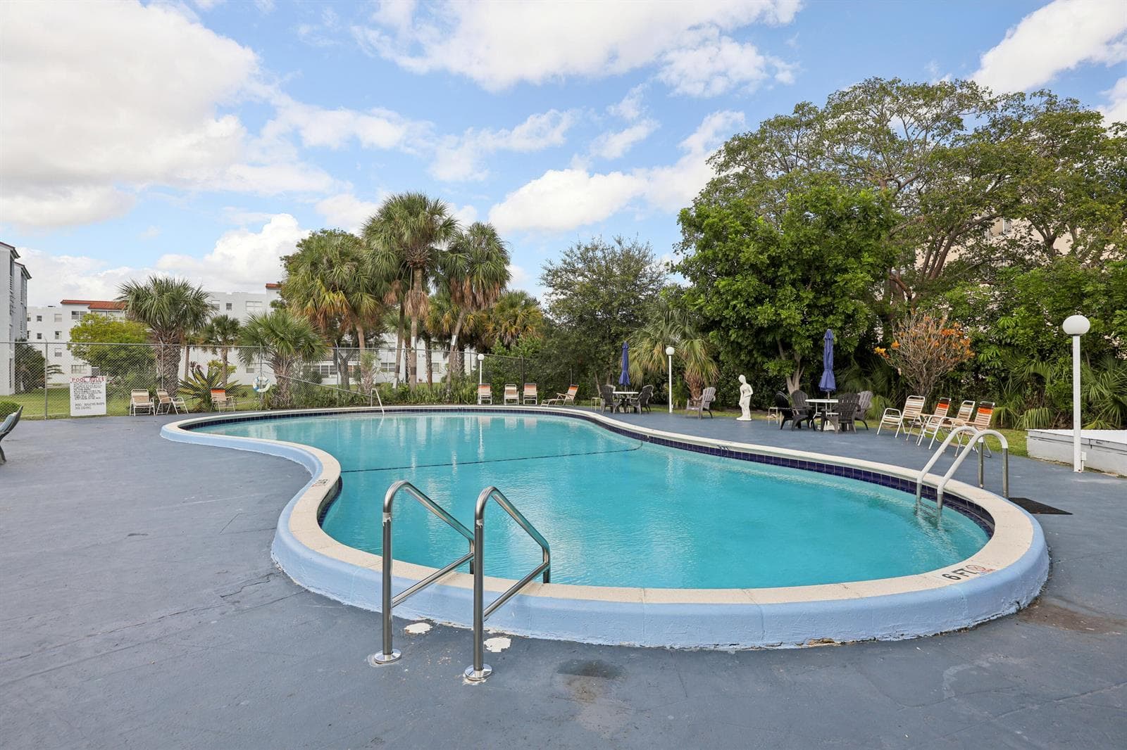 2860 Somerset Drive # 412k, Lauderdale Lakes FL 33311 photo 2