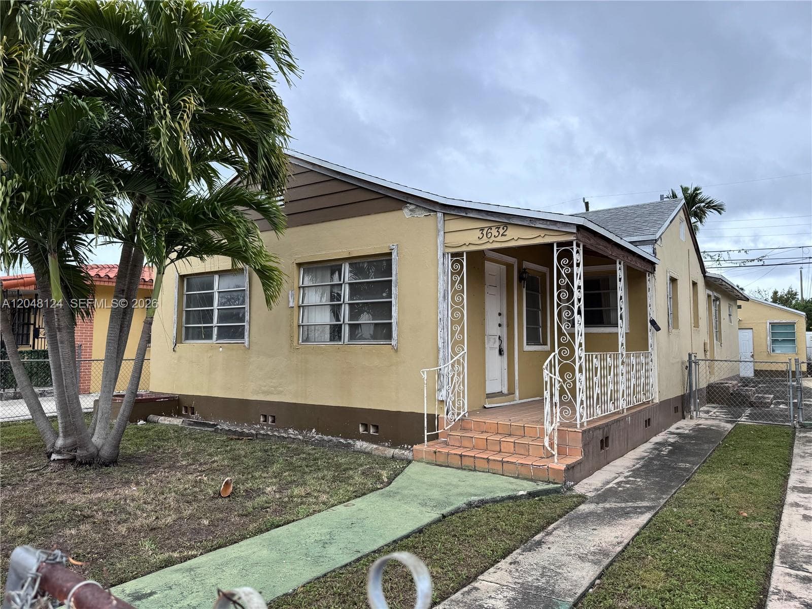3632 SW 25th St, Miami FL 33133 photo 2