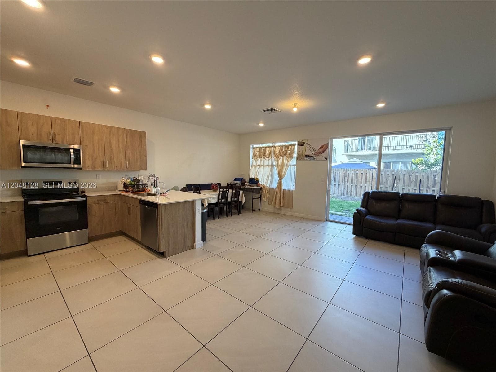 159 NE 13th Ter, Homestead FL 33033 photo 2