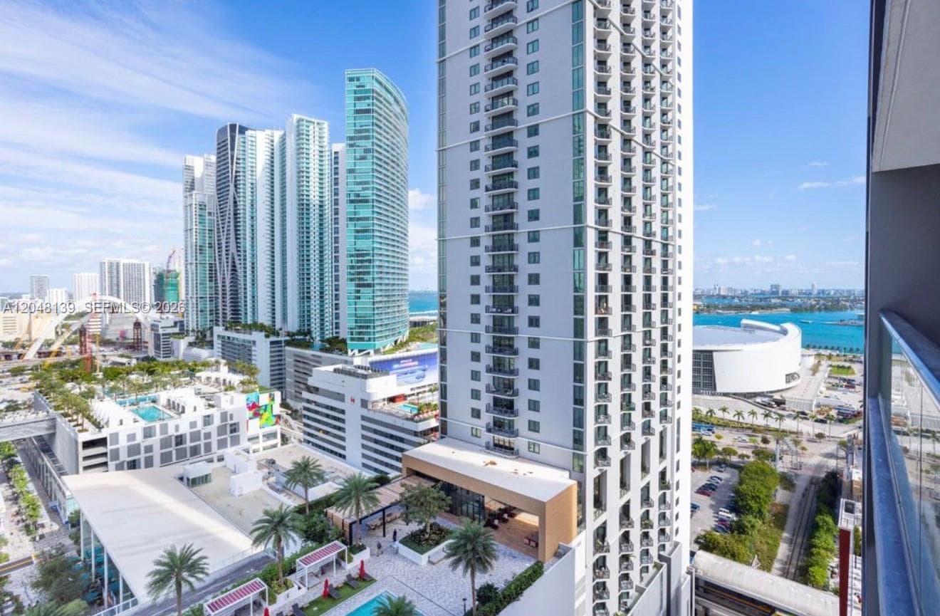 159 NE 6th St # 2002, Miami FL 33132