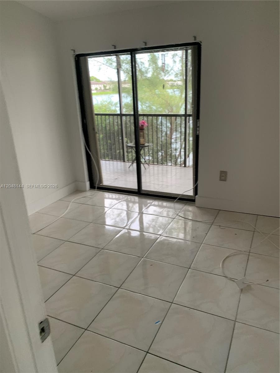 468 NE 206th Ln # 203, Miami FL 33179 photo 4