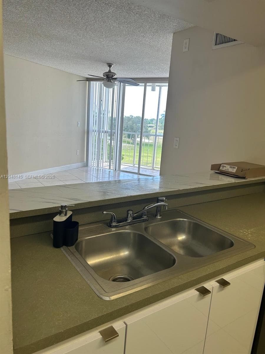 6955 NW 186th St # F505, Hialeah FL 33015 photo 2
