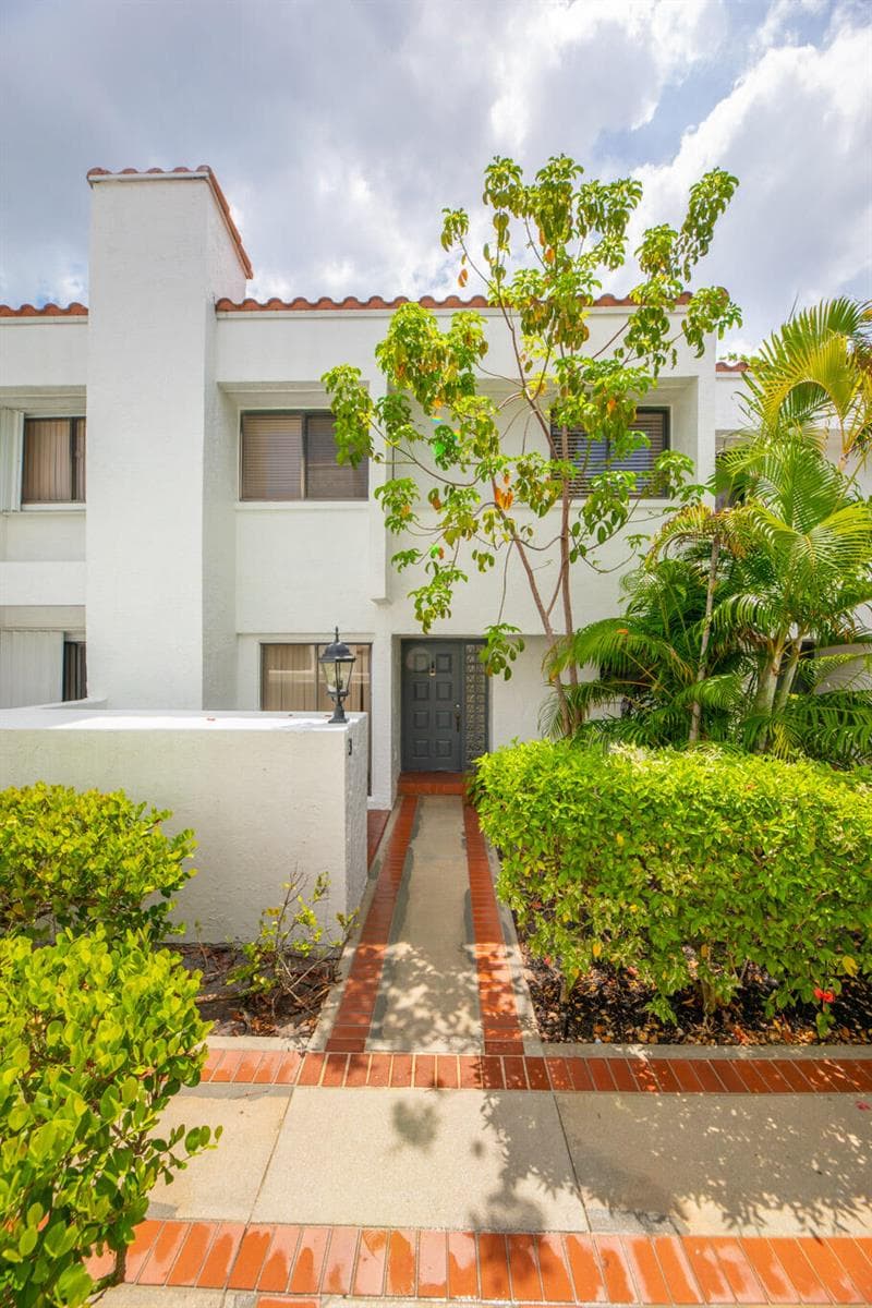 5201 NE 14th Terrace # 3, Fort Lauderdale FL 33334 photo 2
