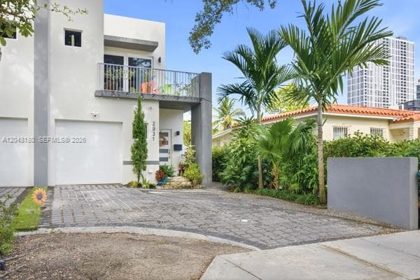2931 SW 38th Ct # 2, Miami FL 33134 photo 2