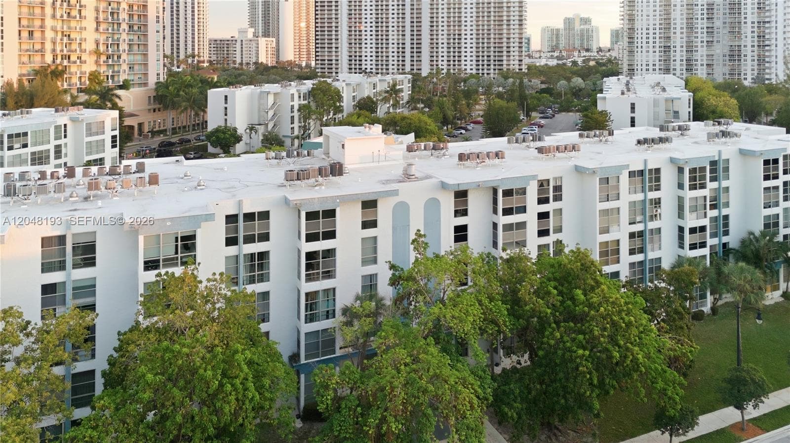 200 177th Dr # 204, Sunny Isles Beach FL 33160 photo 2