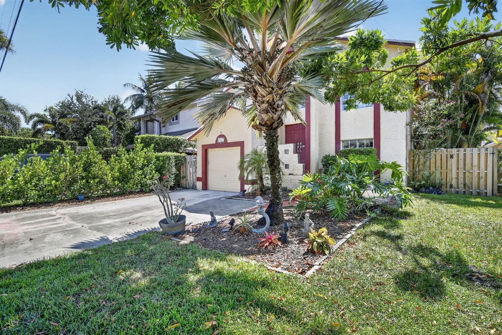 1447 SW 6th Avenue, Fort Lauderdale FL 33315 photo 3