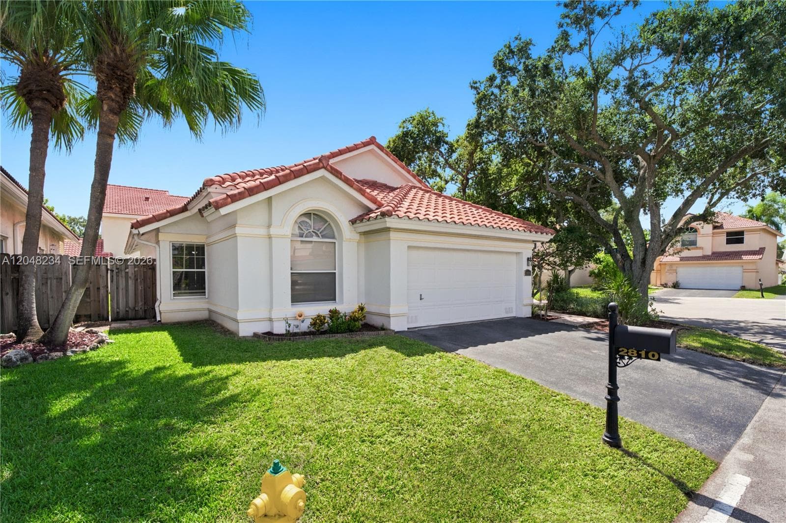 2810 NW 70th Ave, Margate FL 33063 photo 2