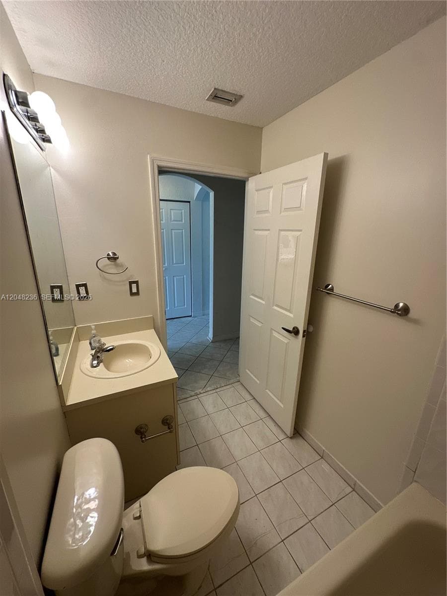 4952 Tradewinds Ter # 506, Fort Lauderdale FL 33312 photo 5