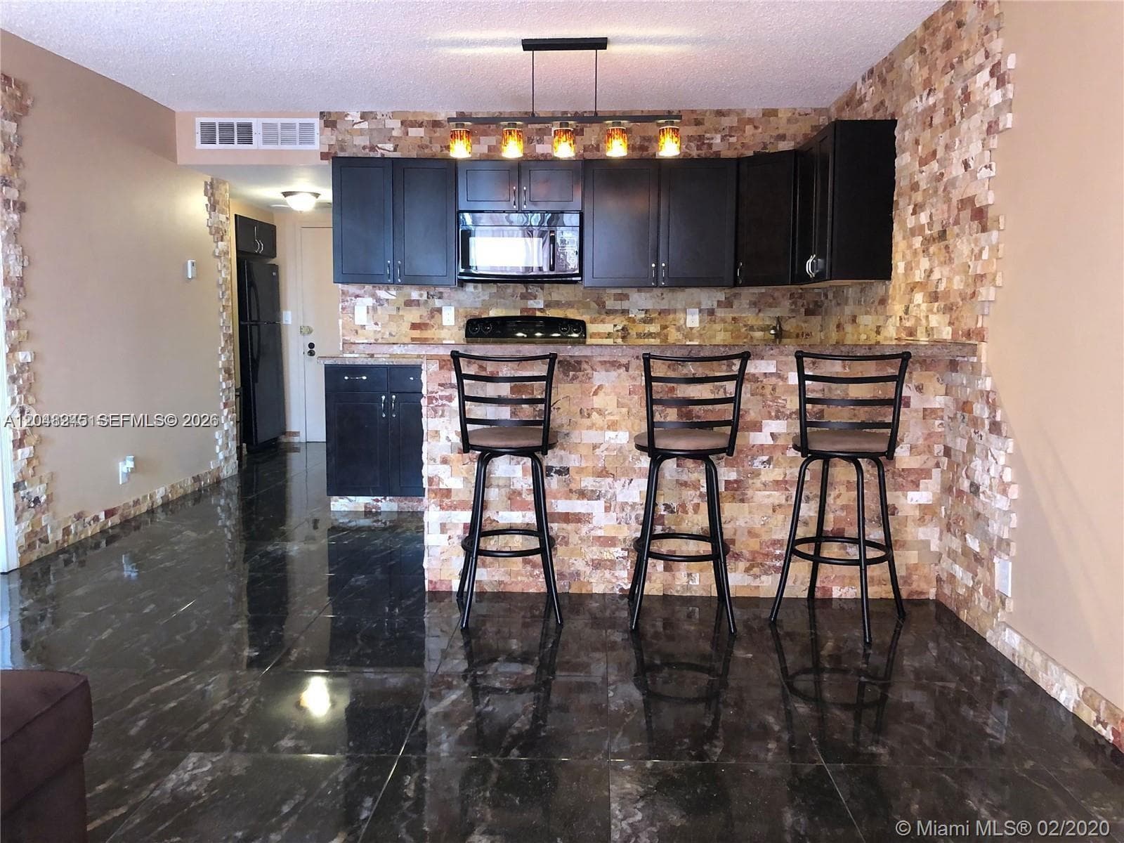 600 SE Three Islands Blvd # 1018, Hallandale Beach FL 33009 photo 3