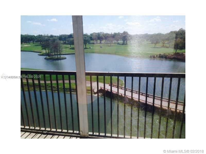 3001 W Rolling Hills Cir # 701, Davie FL 33328 photo 2