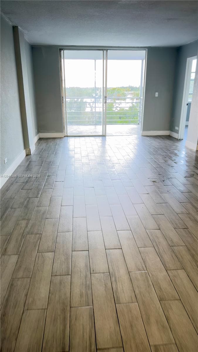 3660 NE 166th St # 607, North Miami Beach FL 33160 photo 2