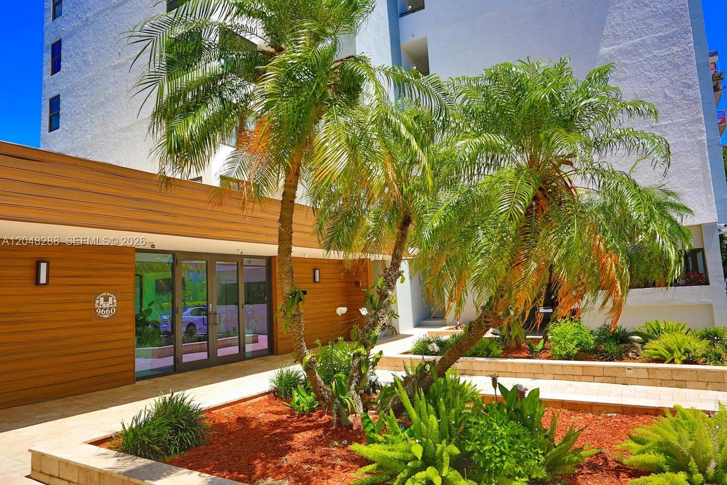 9660 W Bay Harbor Dr # 5A, Bay Harbor Islands FL 33154 photo 2