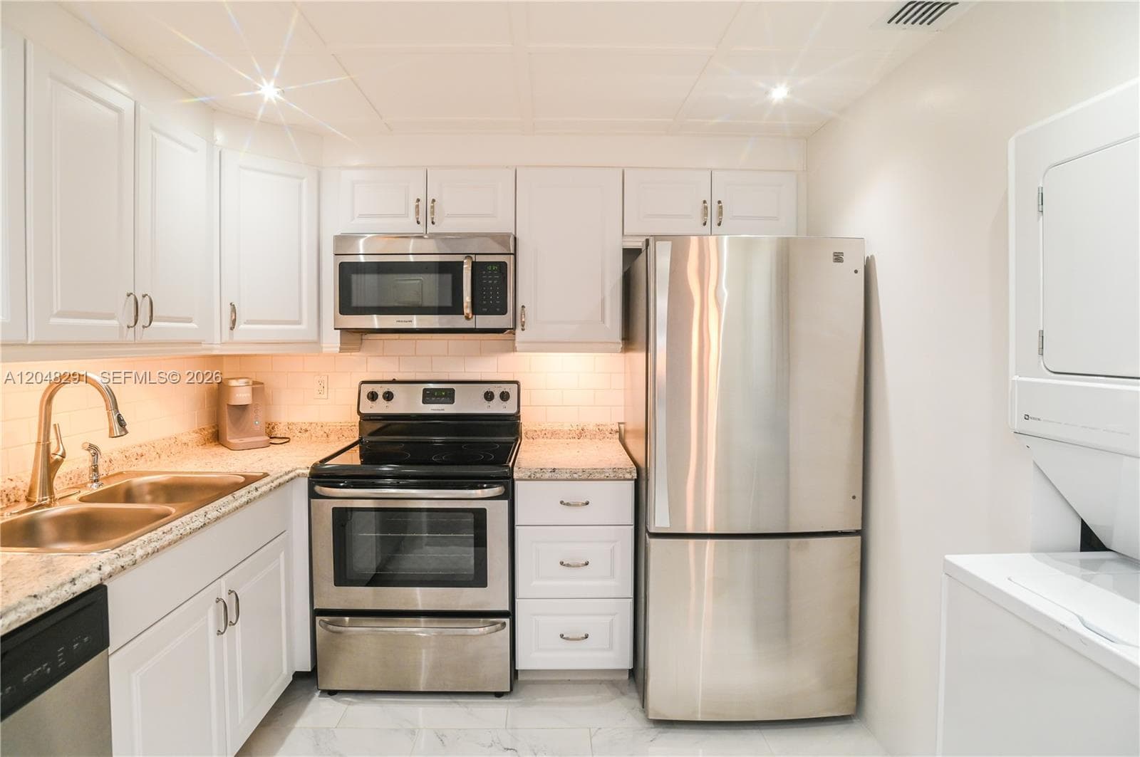 130 Cypress Club Dr # 324, Pompano Beach FL 33060