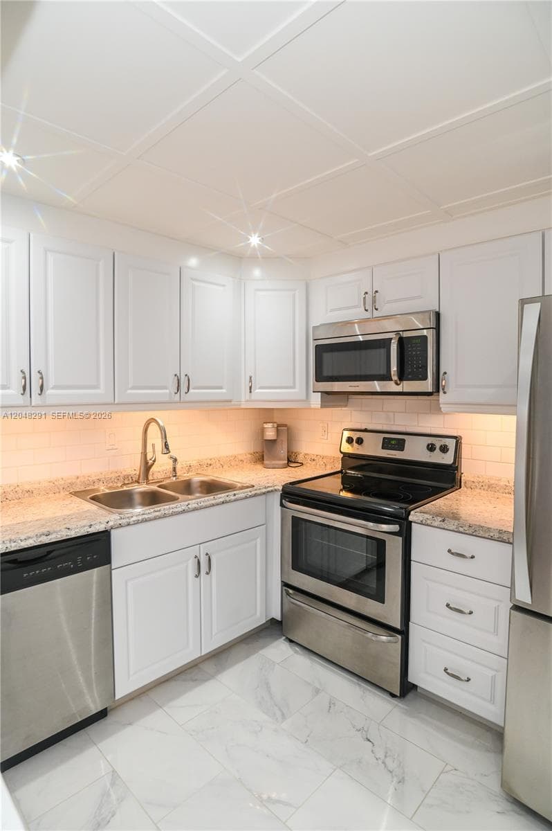 130 Cypress Club Dr # 324, Pompano Beach FL 33060 photo 4