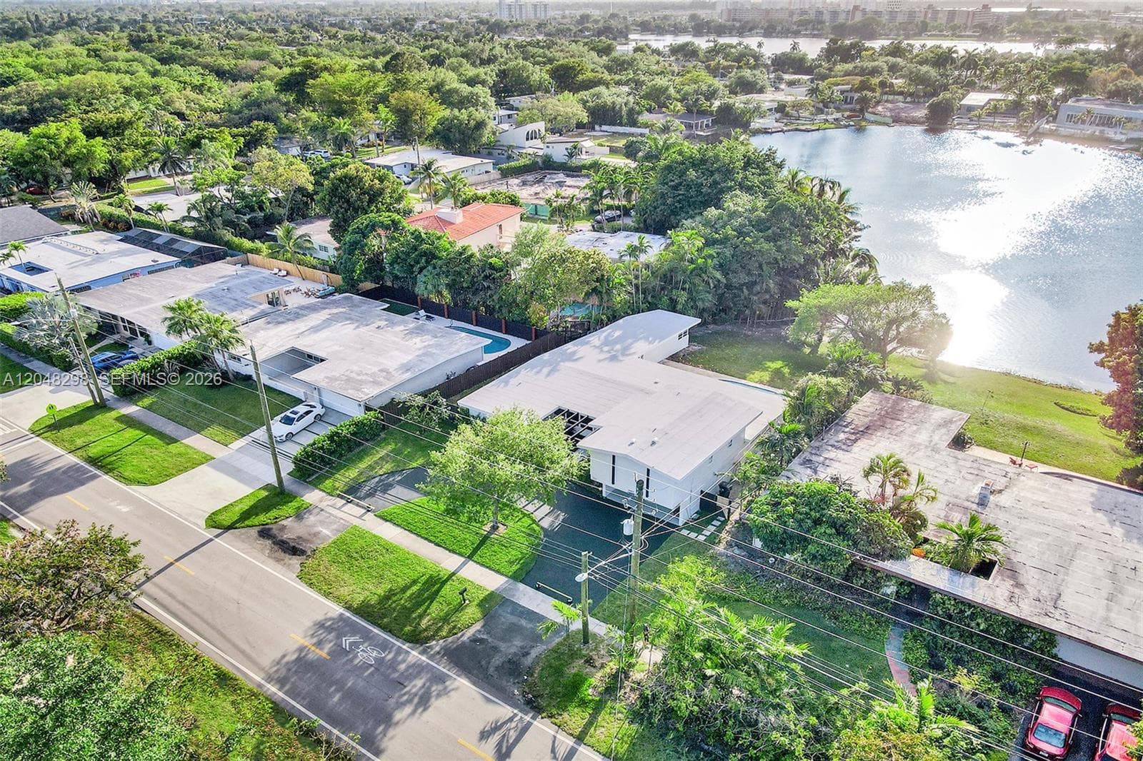 19260 NE 22nd Ave, North Miami Beach FL 33180 photo 3