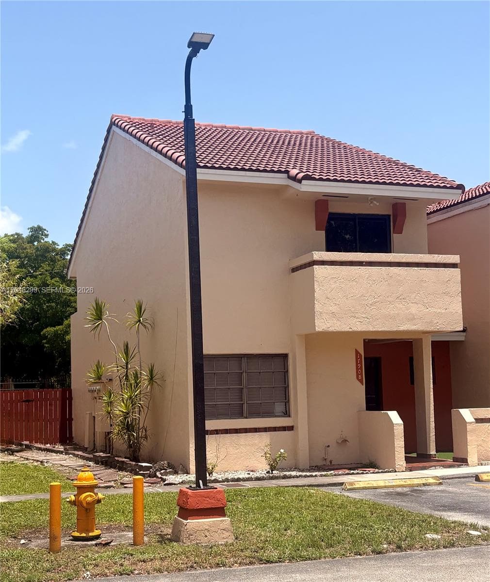 17908 NW 68th Ave # A-5, Hialeah FL 33015 photo 2